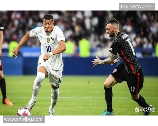 全球足球巨星英文名全解析 从梅西到C罗再到姆巴佩的背后故事